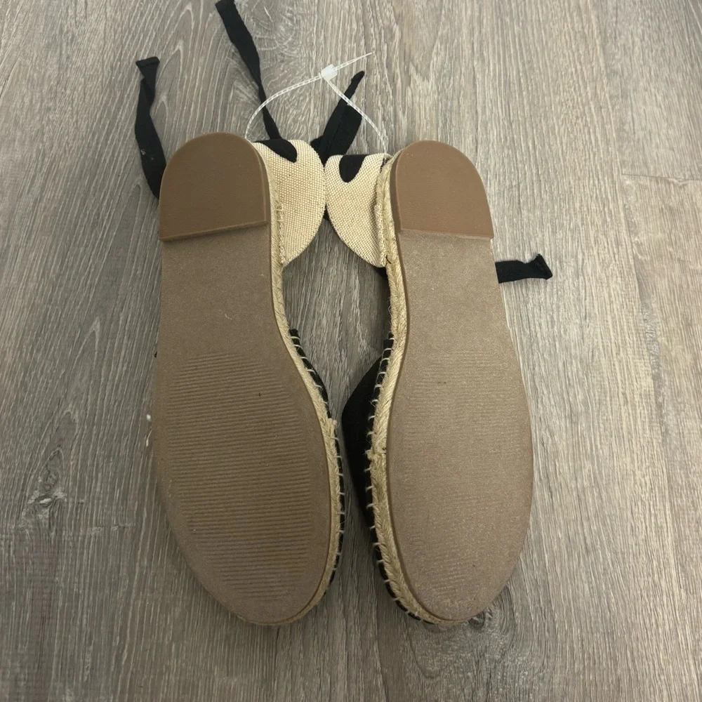 New Sandals black and tan